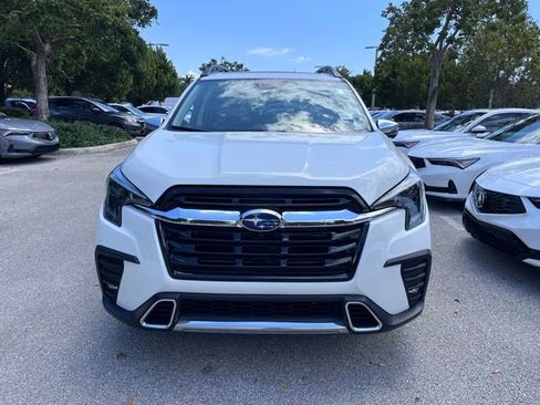 Used 2023 Subaru Ascent Touring AWD/4WD image 2