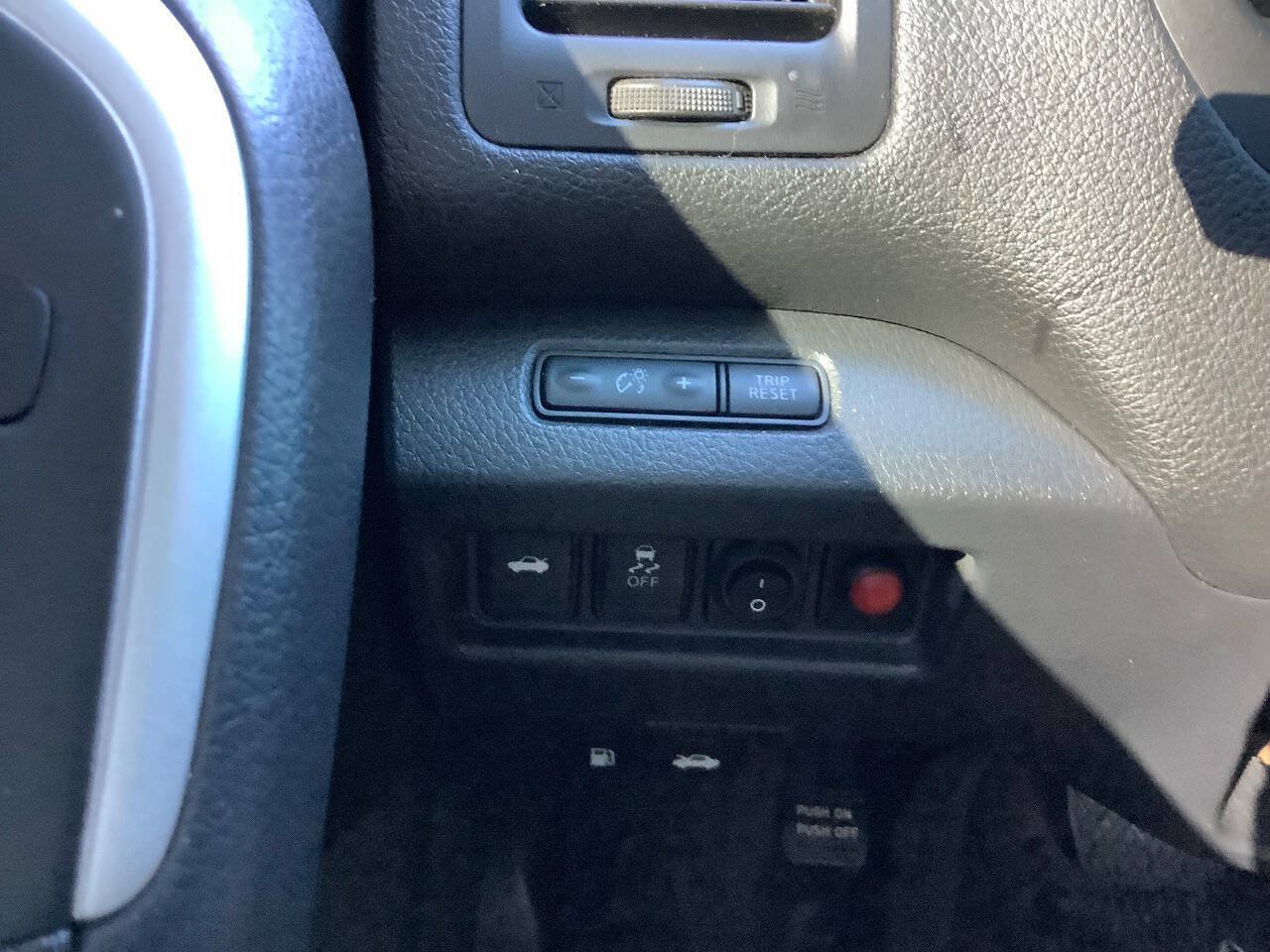 Used 2017 Nissan Altima 3.5 SR FWD image 45