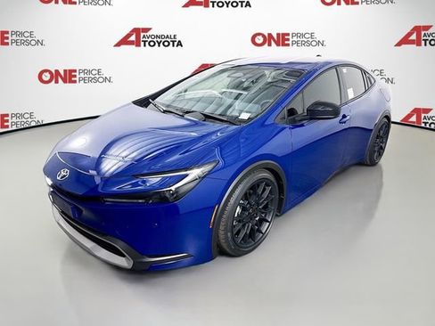 New 2026 Toyota Prius Plug-In Hybrid FWD image 3