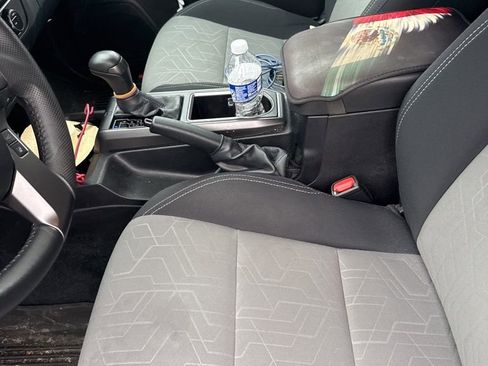 Used 2023 Toyota Tacoma TRD Sport w/ Technology Package image 8