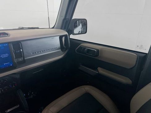 Used 2022 Ford Bronco Wildtrak AWD/4WD image 21