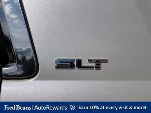 Used 2019 GMC Yukon SLT w/ Open Road Package AWD/4WD image 16