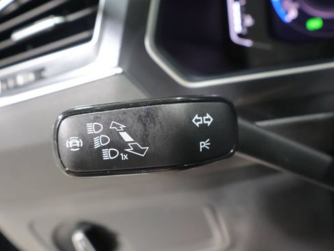Used 2024 Volkswagen Tiguan SEL R-Line AWD/4WD image 36