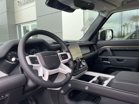 New 2026 Land Rover Defender 110 S AWD/4WD image 12