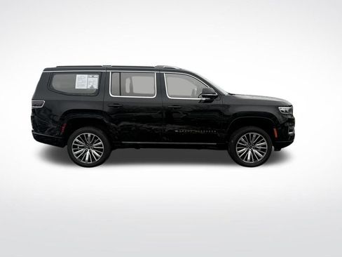 Used 2022 Jeep Grand Wagoneer Series III image 9