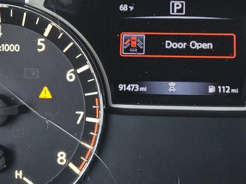 Used 2020 Nissan Pathfinder SV FWD image 22