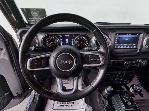 Used 2021 Jeep Wrangler Unlimited Sahara AWD/4WD image 11
