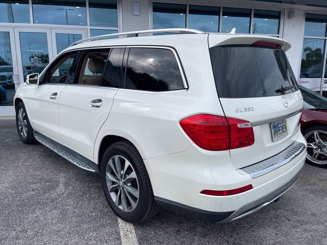 Used 2015 Mercedes-Benz GL 320 BlueTEC 4MATIC image 3