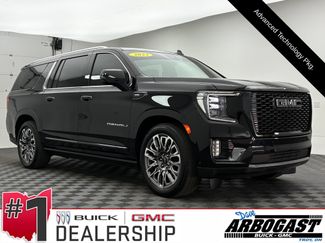 Used 2023 GMC Yukon XL Denali Ultimate w/ LPO, Floor Liner Package AWD/4WD video 1