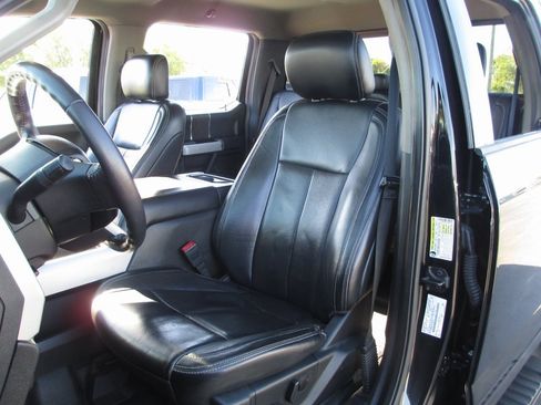 Used 2020 Ford F350 Lariat w/ Lariat Value Package image 19