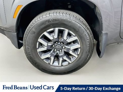 Used 2023 Nissan Frontier SV w/ Technology Package AWD/4WD image 35