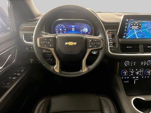 Used 2023 Chevrolet Suburban High Country RWD image 6