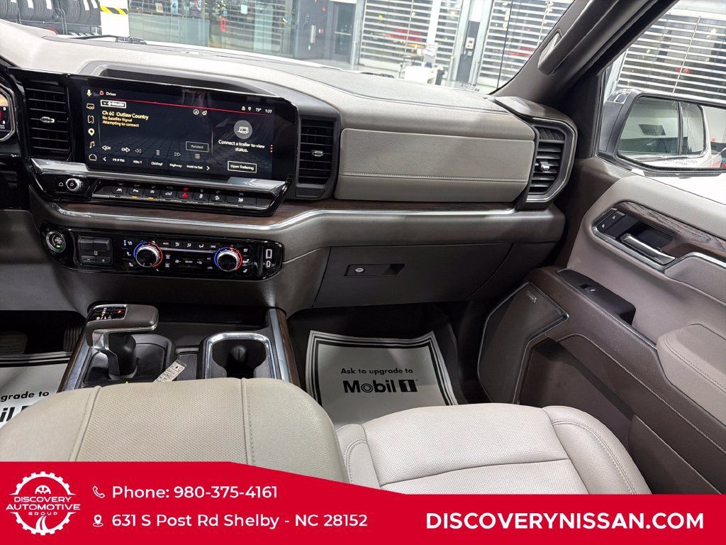 Used 2025 GMC Sierra 1500 SLT w/ SLT Premium Plus Package AWD/4WD image 38
