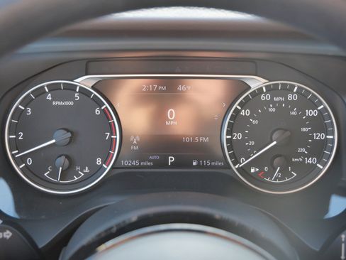 Used 2023 Nissan Rogue SV image 22