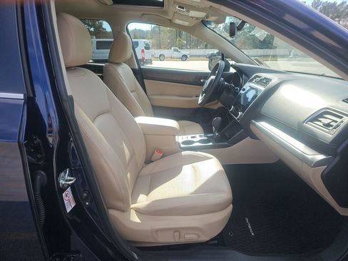 Used 2018 Subaru Outback 2.5i Limited image 14