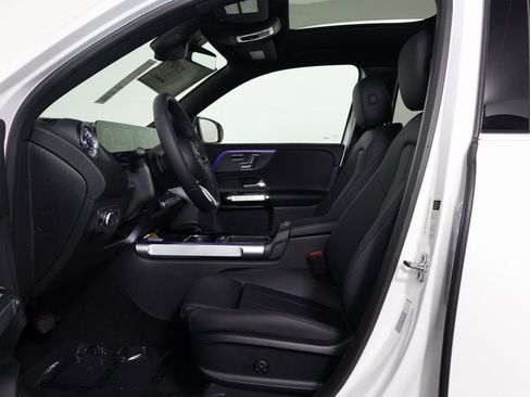 New 2026 Mercedes-Benz GLB 250 image 5