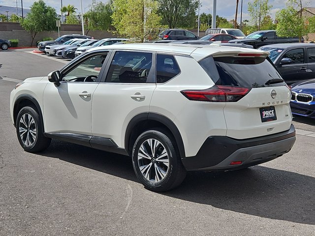 Used 2023 Nissan Rogue SV FWD image 8