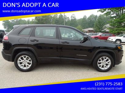 Used 2019 Jeep Cherokee 4WD Latitude w/ Cold Weather Group