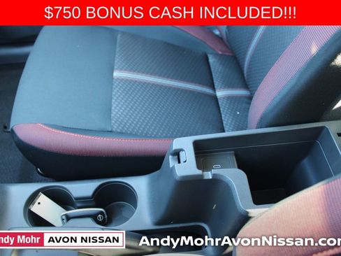 New 2025 Nissan Versa SR w/ Trunk Package image 28