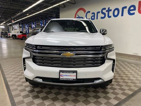 Used 2023 Chevrolet Suburban Premier AWD/4WD image 3