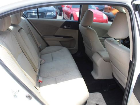 Used 2015 Honda Accord LX image 13