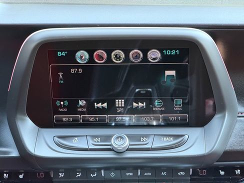 Used 2016 Chevrolet Camaro SS image 21