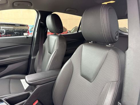 Used 2025 Buick Encore GX Preferred FWD image 22