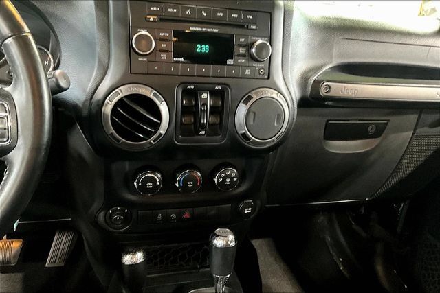 Used 2017 Jeep Wrangler Unlimited Sport w/ Quick Order Package 24S AWD/4WD image 14
