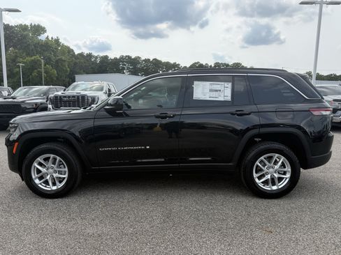 New 2026 Jeep Grand Cherokee Laredo X RWD image 7