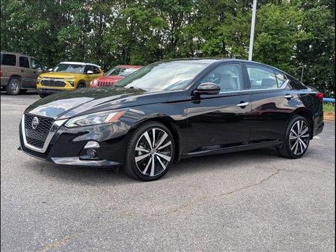 Used 2022 Nissan Altima 2.5 Platinum image 8