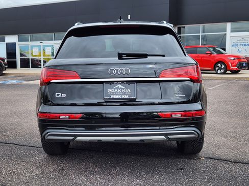 Used 2021 Audi Q5 Premium w/ Convenience Package image 13