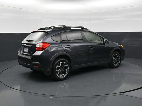 Used 2017 Subaru Crosstrek 2.0i Limited AWD/4WD image 5