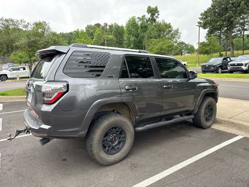 Used 2021 Toyota 4Runner SR5 Premium w/ Moonroof Package AWD/4WD image 4
