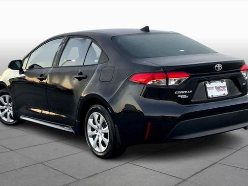 Certified 2025 Toyota Corolla LE image 11