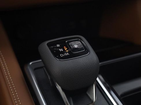 New 2026 Nissan Pathfinder Platinum AWD/4WD image 19