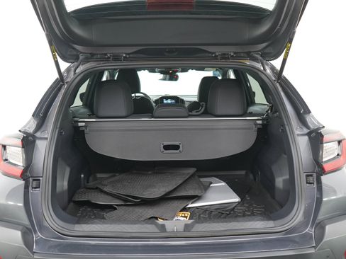 Used 2024 Subaru Crosstrek 2.5i Wilderness w/ Crosstrek Mirror Package AWD/4WD image 17