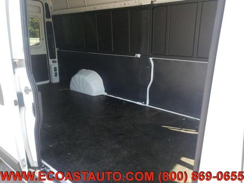 Used 2022 RAM ProMaster 3500 w/ Premium Convenience Group image 8