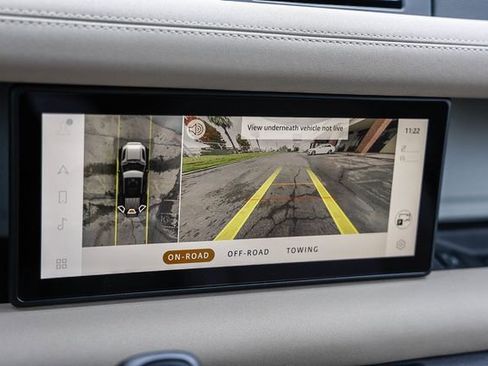 Used 2023 Land Rover Defender 110 S image 24