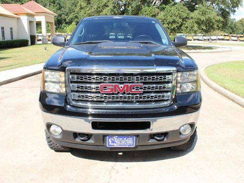 Used 2014 GMC Sierra 2500 SLE w/ SLE Preferred Package AWD/4WD image 6