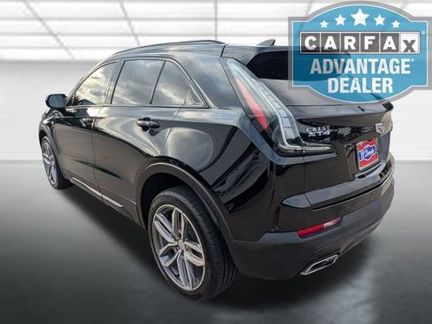 Used 2023 Cadillac XT4 Sport FWD image 2