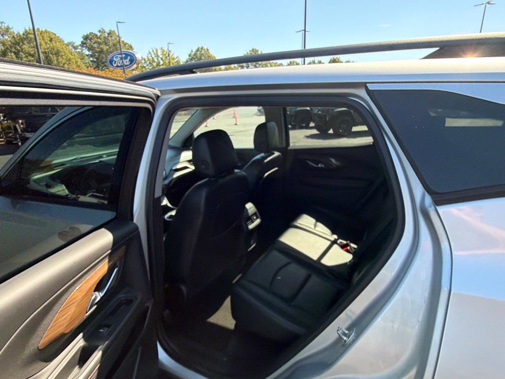 Used 2020 GMC Terrain SLE w/ Driver Convenience Package FWD image 13