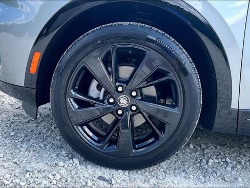 Used 2023 Buick Envision Essence w/ Sport Touring Package AWD/4WD image 8