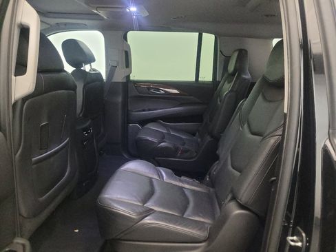 Used 2015 Cadillac Escalade ESV Luxury AWD/4WD image 18