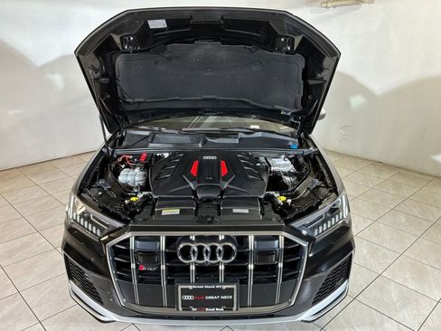 Used 2022 Audi SQ7 Premium Plus w/ SQ7 Executive Package image 16