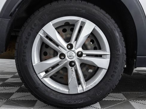 Used 2020 Nissan Kicks S FWD image 29