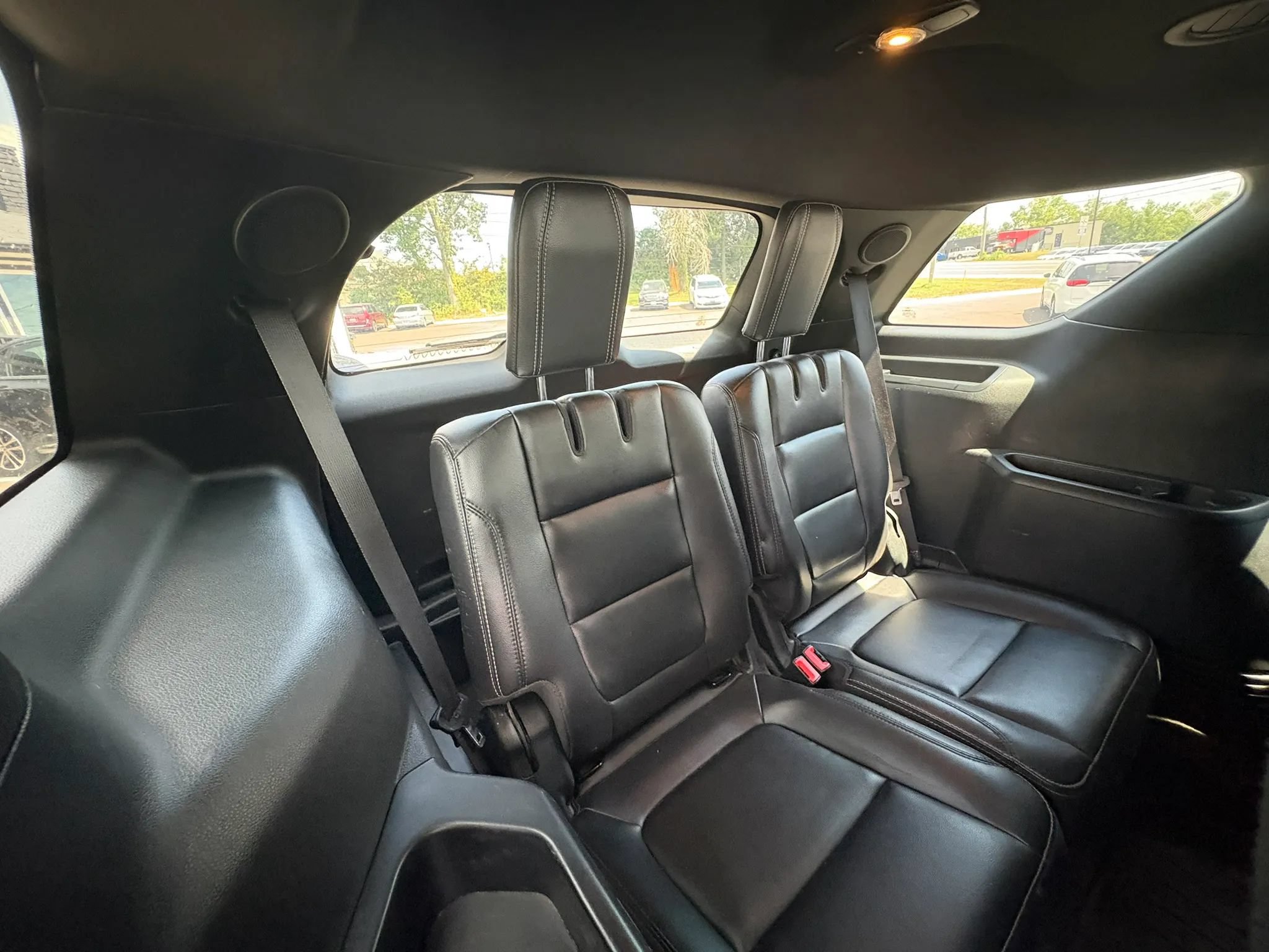 Used 2018 Ford Explorer Limited FWD image 27