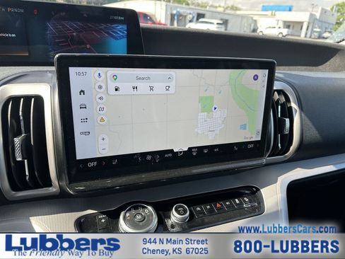 Used 2025 Ford Expedition Active AWD/4WD image 17