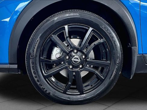 Certified 2023 Nissan Kicks SR FWD image 11