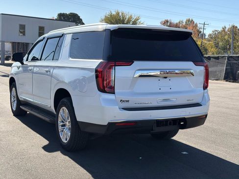 Used 2024 GMC Yukon XL SLT w/ SLT Luxury Package image 35