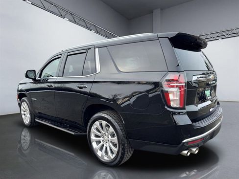 Used 2021 Chevrolet Tahoe Premier w/ Premium Package image 5